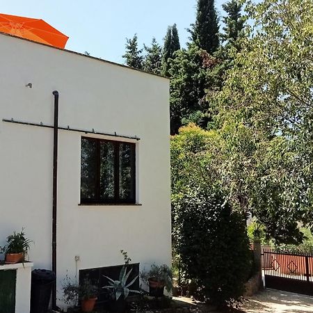 Villa Con Piscina In Umbria Foligno Zewnętrze zdjęcie